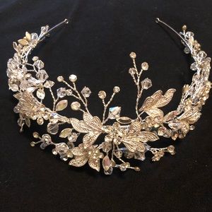 Bridal Tiara Hairpiece